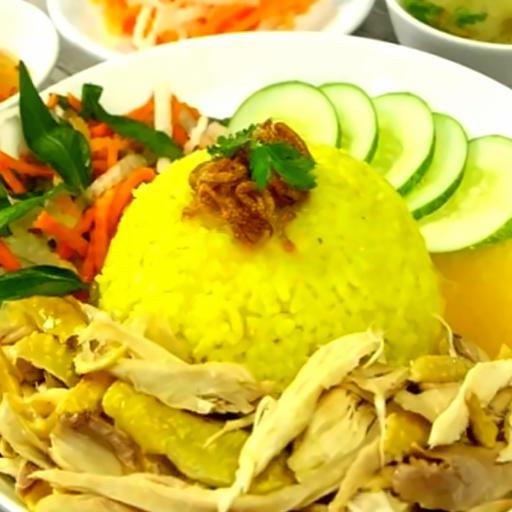 vinh-phuong-2-com-ga-ta-tam-ky-107-linh-trung