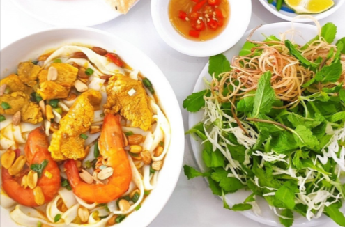 mi-quang-am-che-xanh-cao-lo