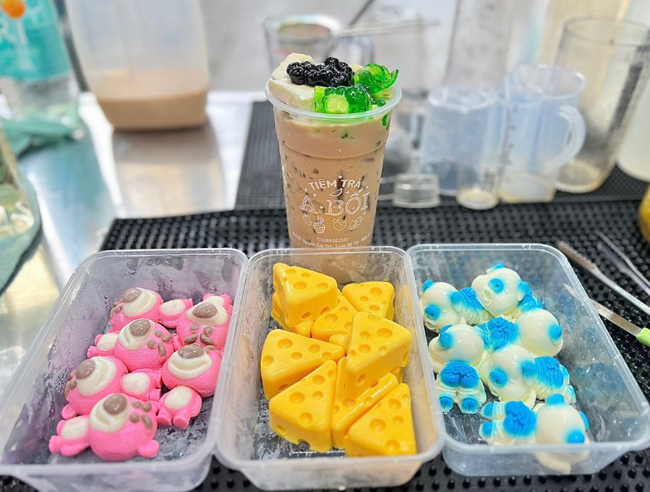 tiem-tra-a-boi-nguyen-anh-thu