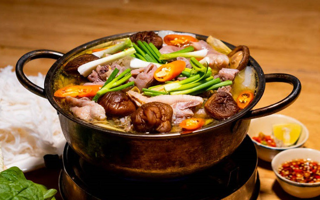 lau-ga-noi-thomo-tran-thi-co