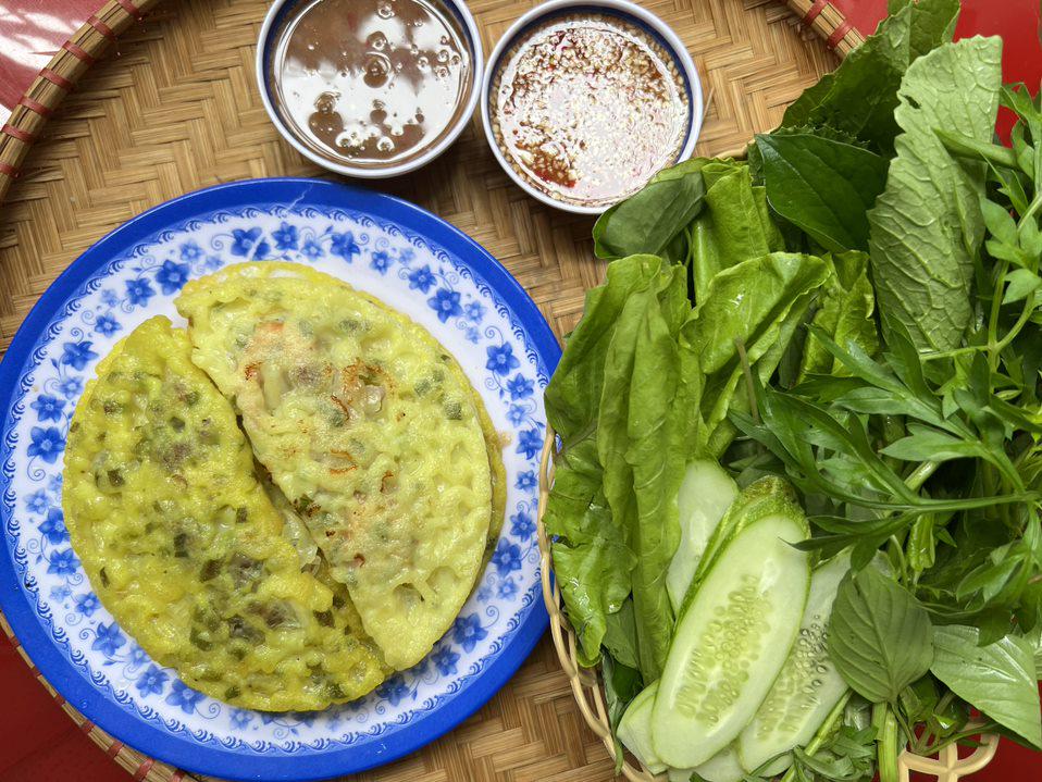 banh-xeo-nhan-tom-thit-rau-rung-phan-5-cai