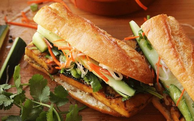 banh-mi-ha-noi-tay-hoa