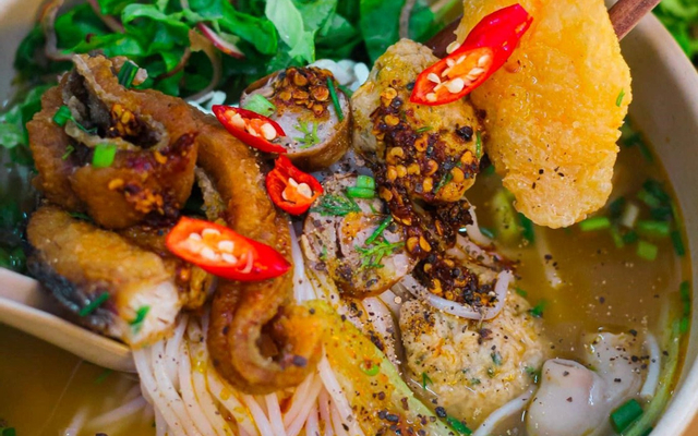 bun-ca-cay-mao-meo-co-nhue