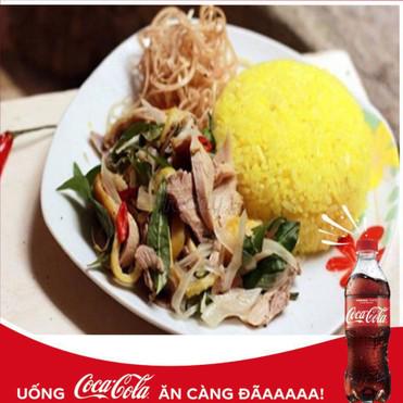 com-ga-xe-coca-390ml