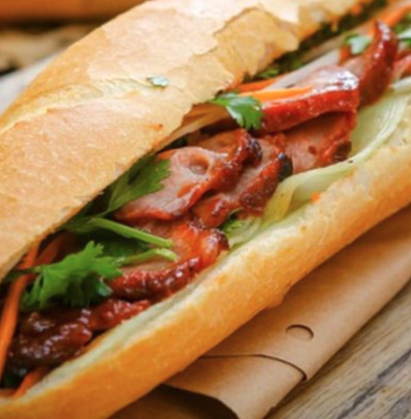 banh-mi-heo-quay