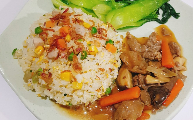 com-thu-phuong-lang-nghe-det-lua-van-phuc