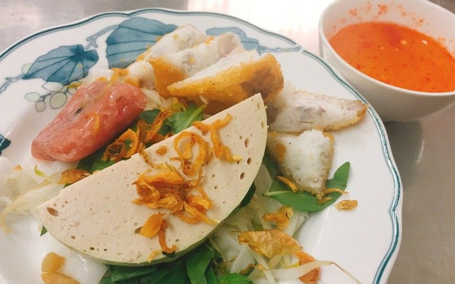 banh-cuon-thuy-diem-pham-banh