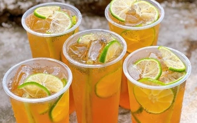 tiem-tra-ngo-cafe-tra-hoa-qua-thai-ha