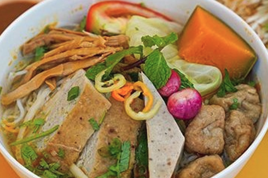 ĐanaFood---Hệ-Thống-Món-Ngon-Miền-Trung---Đường-Số-8