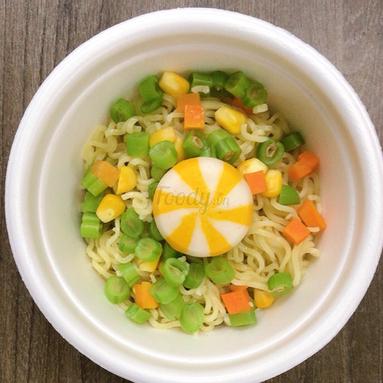 my-tron-indomie-nhim-bien-soc-vang