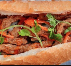 thanh-thuy-banh-mi-cha-ca-phan-thiet-huong-lo-2