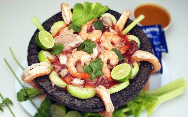 hoang-anh-lau-ac-san-uong-d52