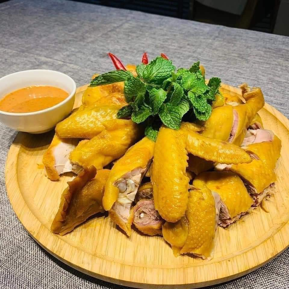 Gà-Luộc-&-Gà-Ủ-Muối---Mỹ-Đình
