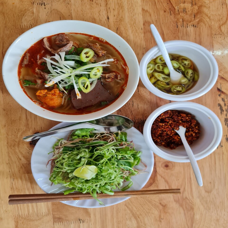 quan-bun-bo-hue-thuong-75-uong-so-15