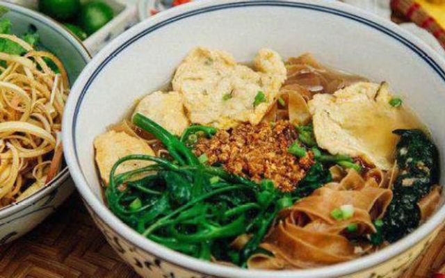 hanh-mien-banh-a-cua-ngo-van-chuong