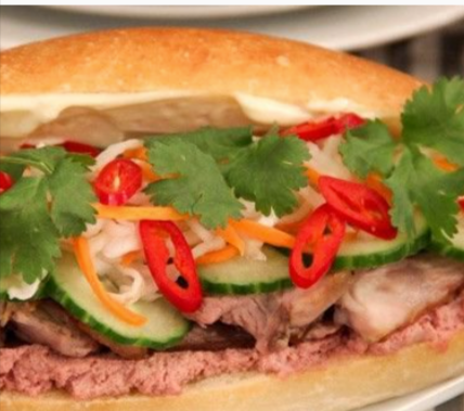 banh-mi-xuc-xich-pate