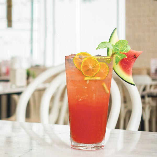 tiem-tra-trai-cay-tuoi-quin-quin-ht05