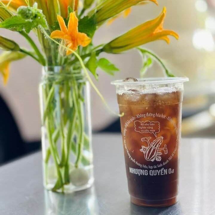 tra-bi-ao-hat-chia-tra-trai-cay-tuoi-nguyen-thi-thu