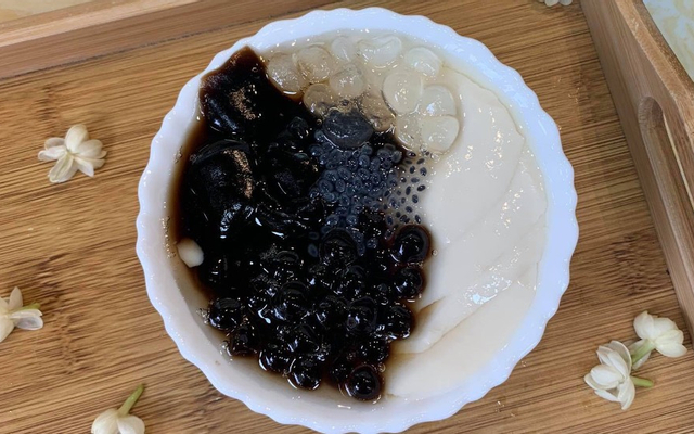 Vua-Tào-Phớ---Trà-Sữa-&-Chè-Bưởi---Đào-Tấn