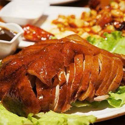 Hình ảnh Vịt Quay Bắc Kinh Và Bún Bò Nam Bộ - Ô Đồng Lầm