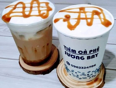 tiem-ca-phe-suong-bay-nguyen-thuong-hien