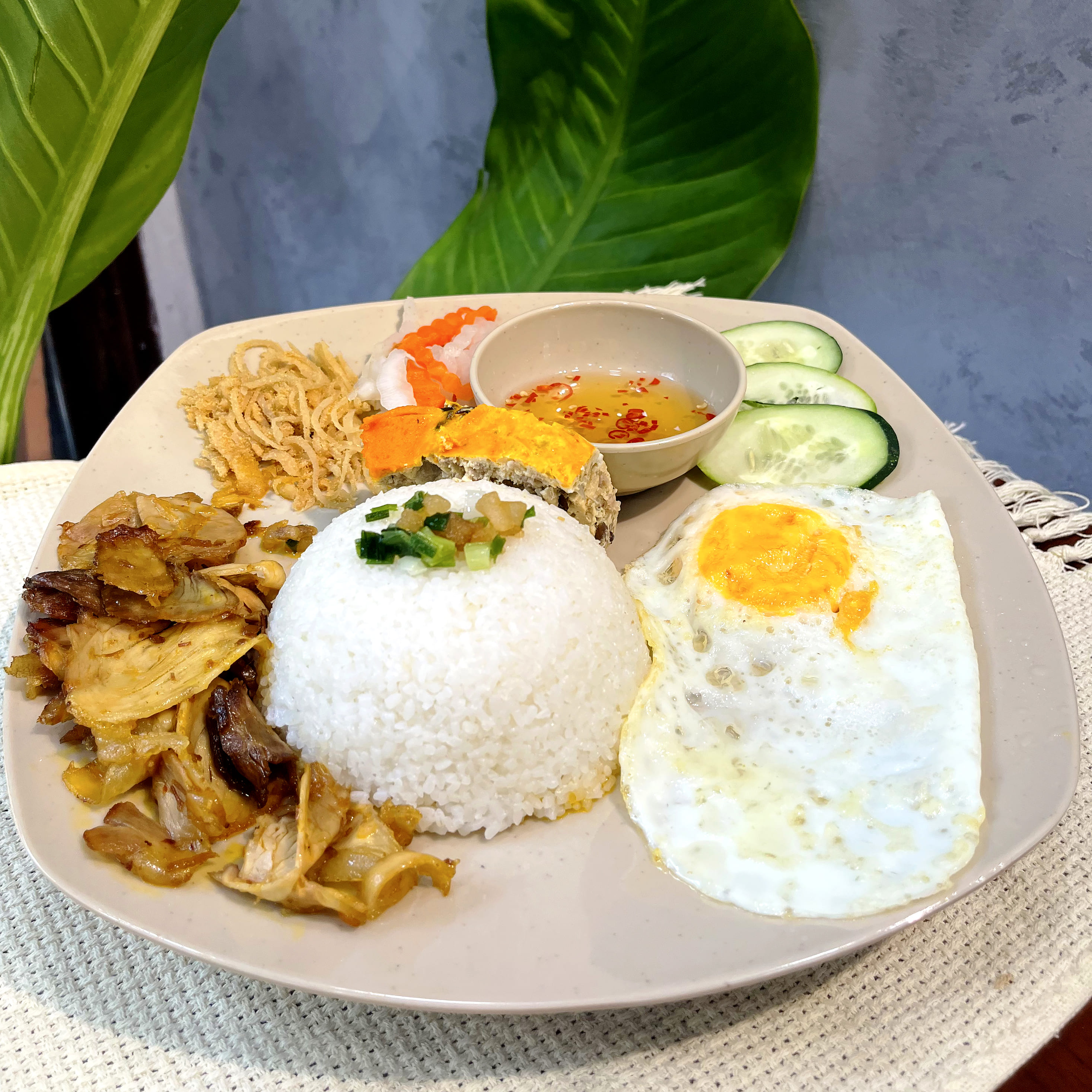 com-tam-xa-xiu-bi-cha-trung