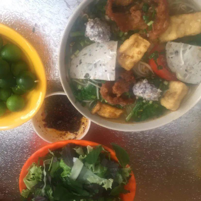 banh-a-ca-moc-gio-tai