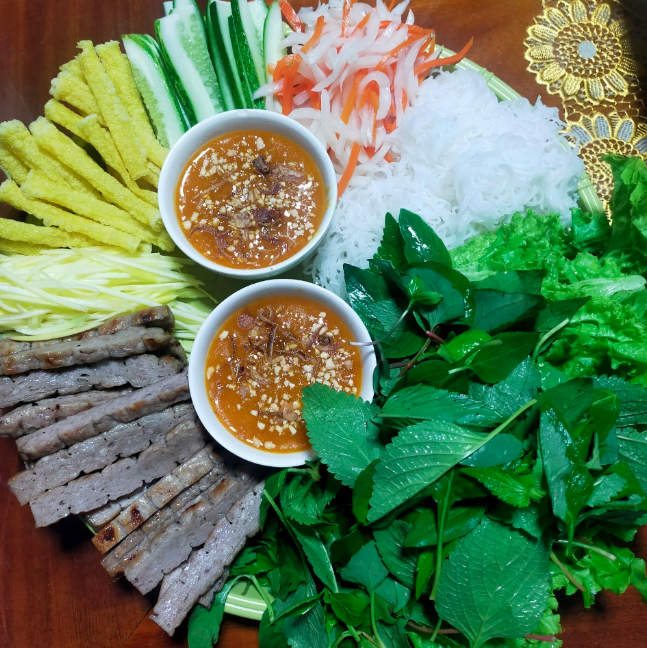 Nem-Nướng-Hùng-Việt---Bún-Đậu-Mắm-Tôm---Tam-Bình