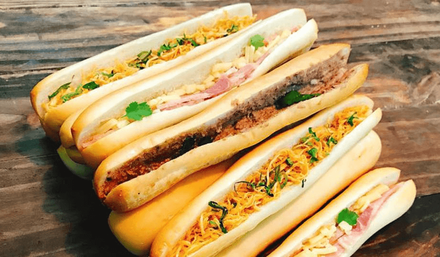 banh-mi-que-cu-giai-tra-sua-uong-385