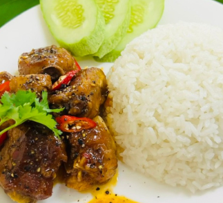 tiem-com-nha-hy-com-van-phong-binh-gia