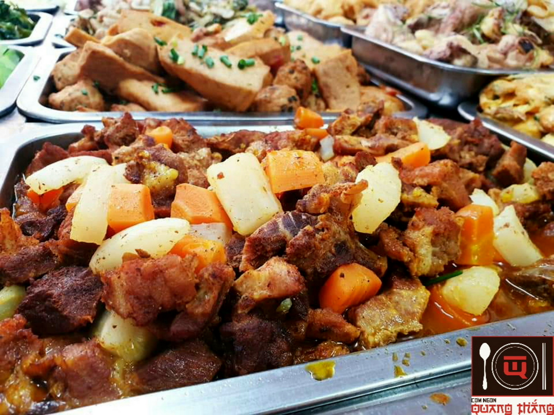 com-bo-ham-khoai-tay