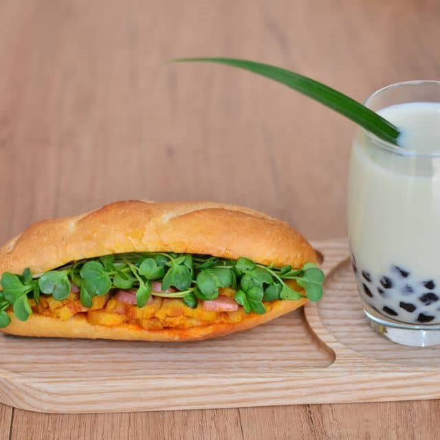 Bánh-Mì-Rau-Mầm---Sữa-Hạt-&-Cà-Phê---Đường-Số-20