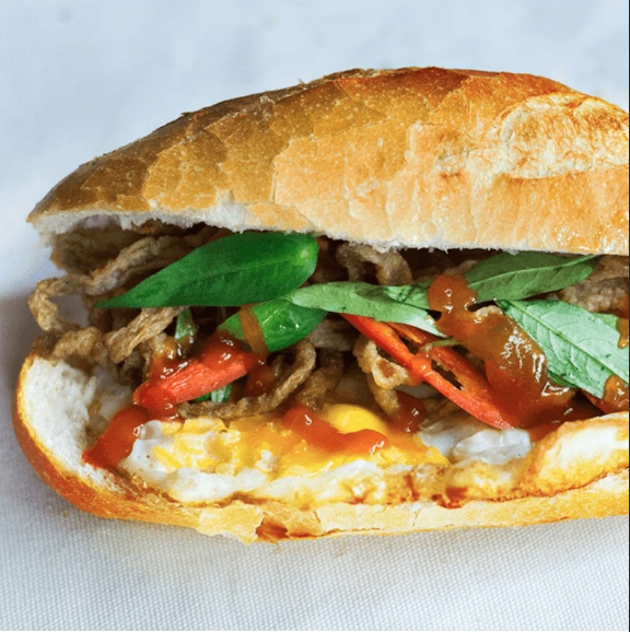 banh-mi-cha-ca-trung