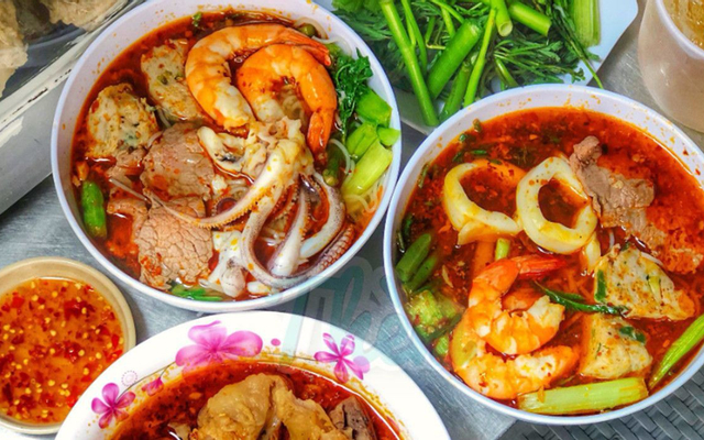 bun-thai-co-be-bu-tran-binh-trong