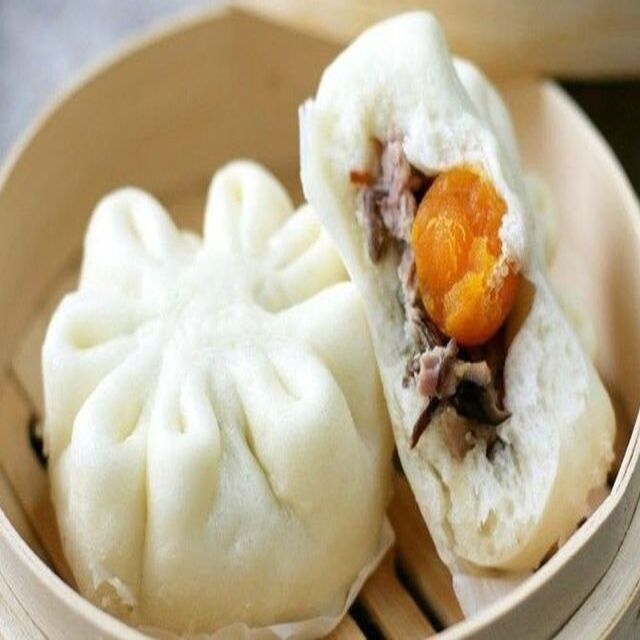 banh-bao-nong-chi-beo-hang-bong