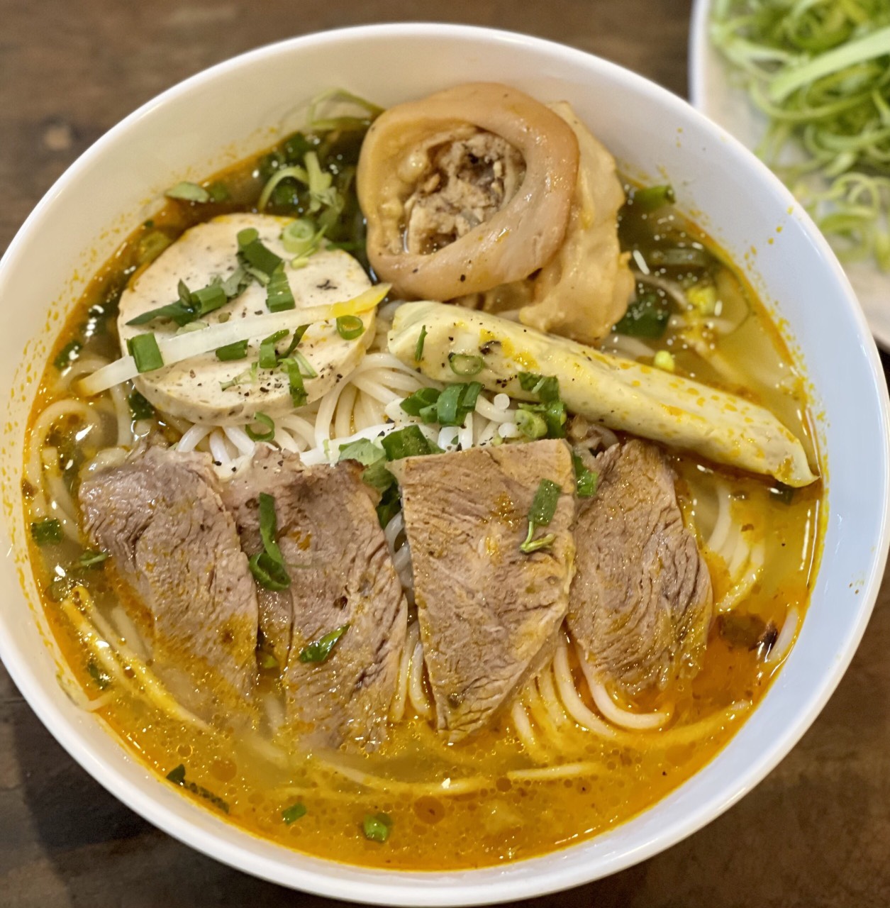 bun-bo-30-000-nguyen-thi-inh