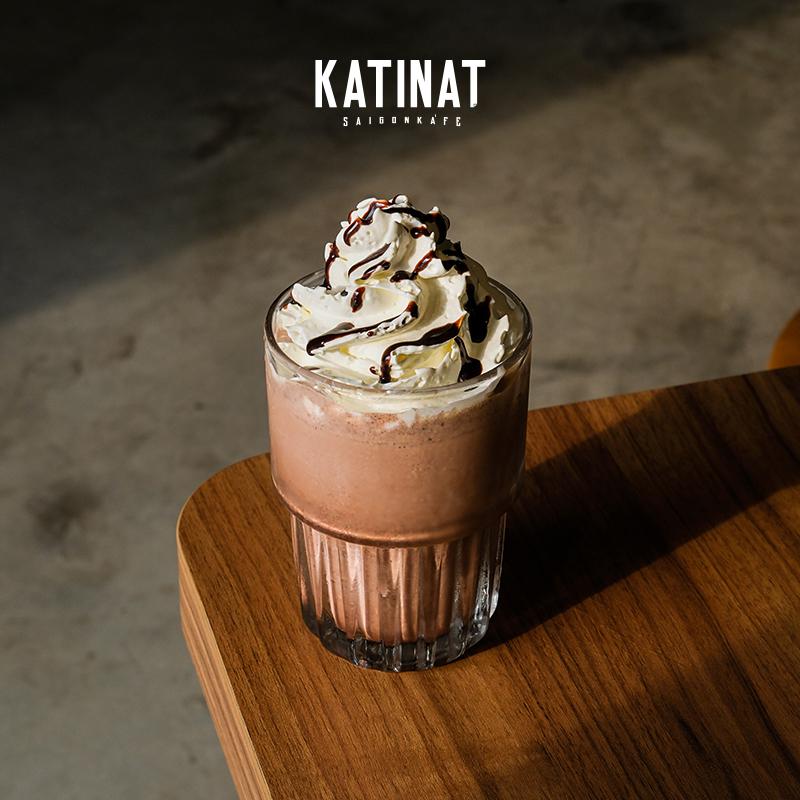 banh-oreo-so-co-la-a-xay