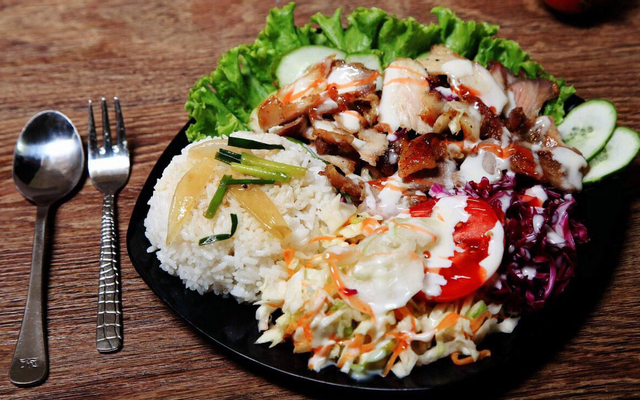 banh-mi-doner-kebab-1995-com-kebab-trung-liet