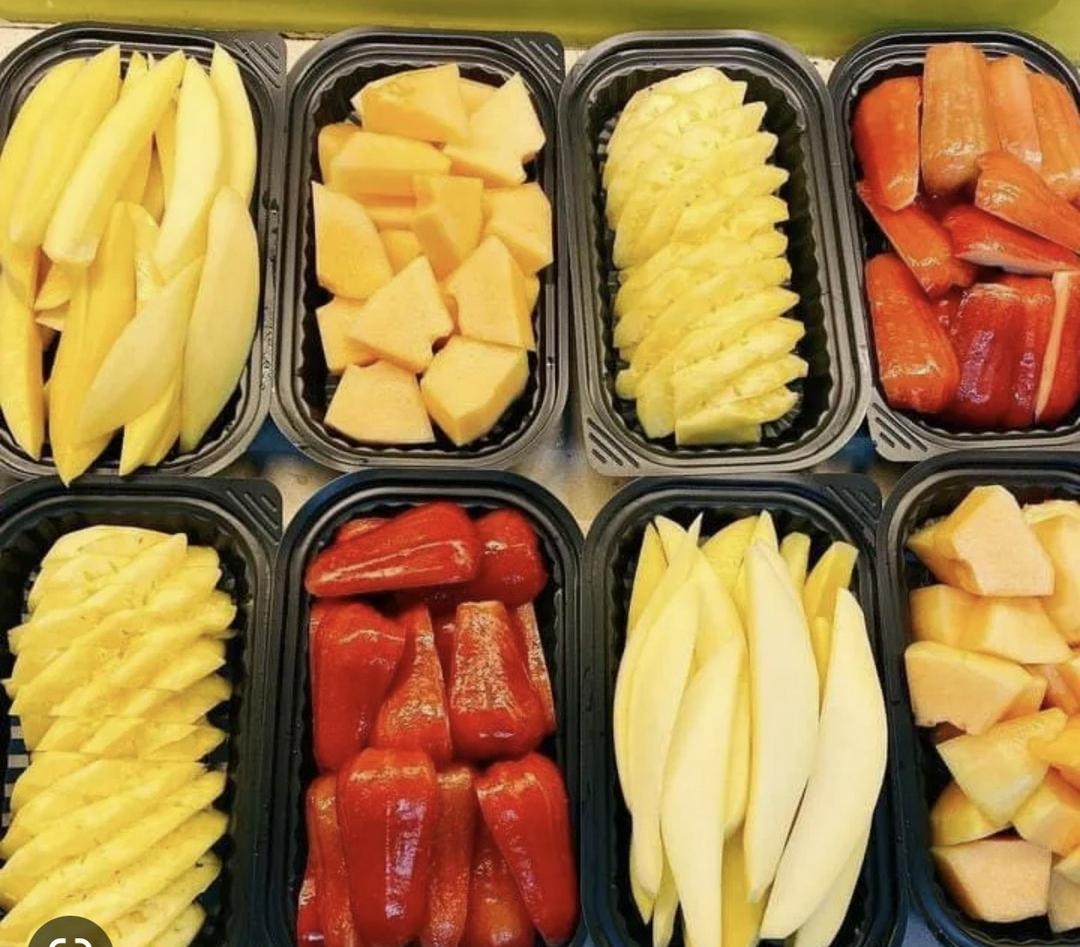 set-8-khay-hoa-qua-mix-theo-mua