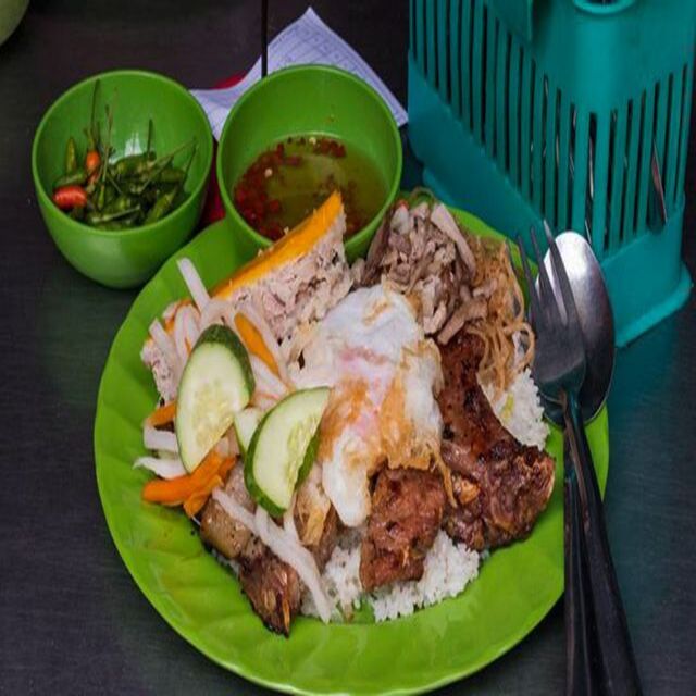 com-tam-1999-luong-minh-nguyet