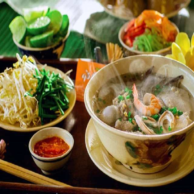 quan-uyen-nhi-hu-tieu-my-tho-tran-nao