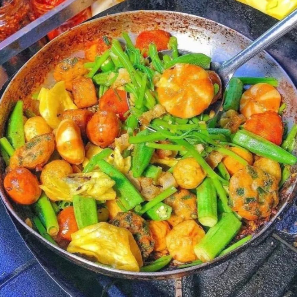 Mì-Xào-Bò-&-Cá-Viên-Chiên---Đà-Lạt-Food---Hương-Lộ-2