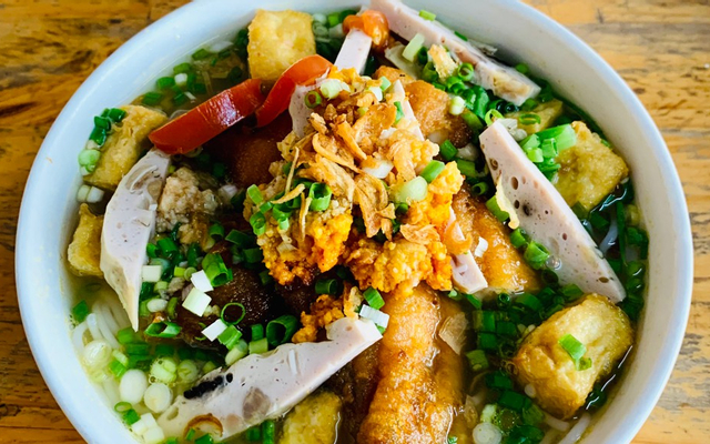bun-ca-bun-rieu-ai-hoc-van-hoa-e-la-thanh