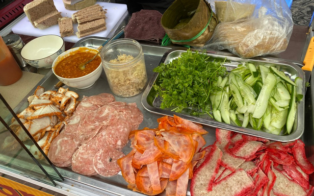 chancook-banh-mi-truyen-thong-hoang-cau