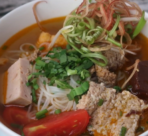 cuong-bun-rieu-lam-thi-ho