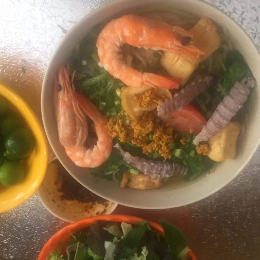 banh-a-cua-be-be-tom