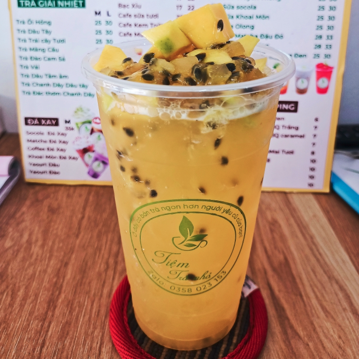 tiem-tra-nho-nguyen-oanh