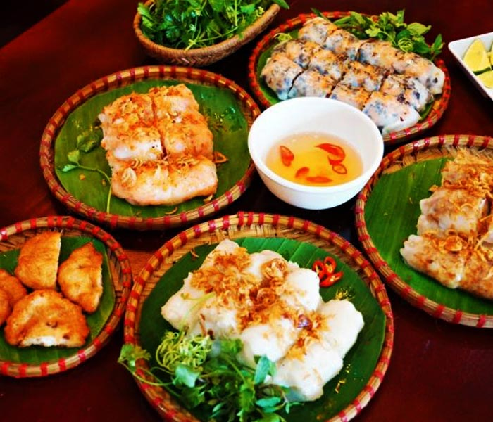 banh-cuon-nong-hai-hau-thach-ban