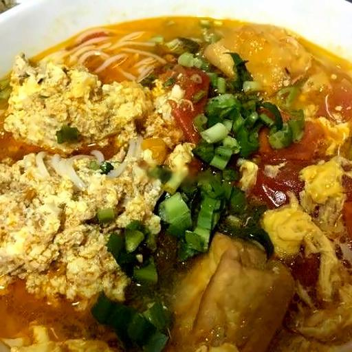 quan-binh-an-com-chay-d9