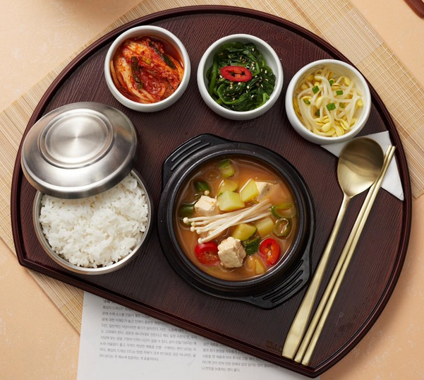 nha-hang-han-quoc-seoulite-nguyen-van-huyen